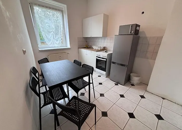 Ariprop Center 8 Guests アパート